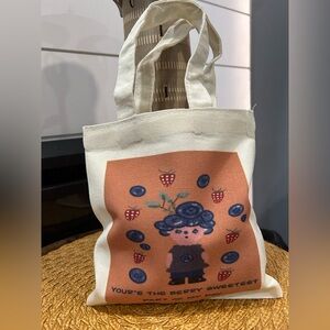 🫐 Berry canvas tote bag with original design.